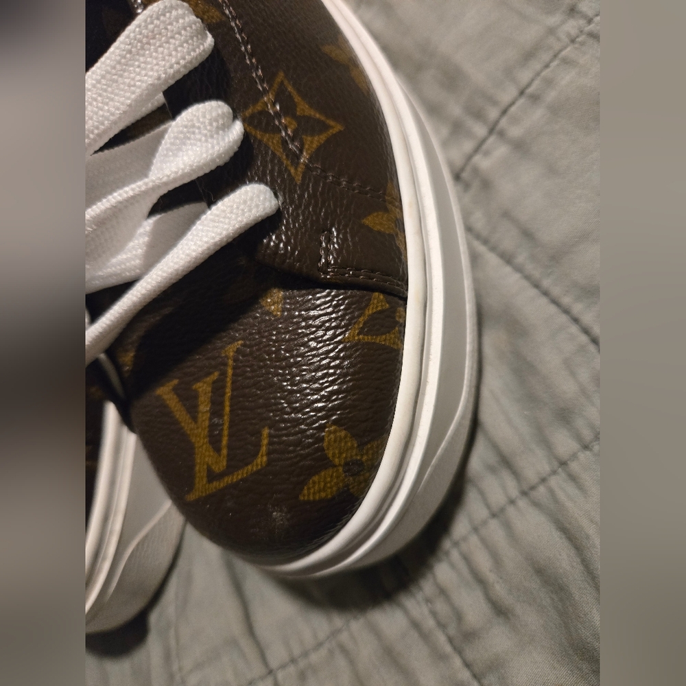 Louis Vuitton Monogram Time Out Sneakers - Picture 13 of 16